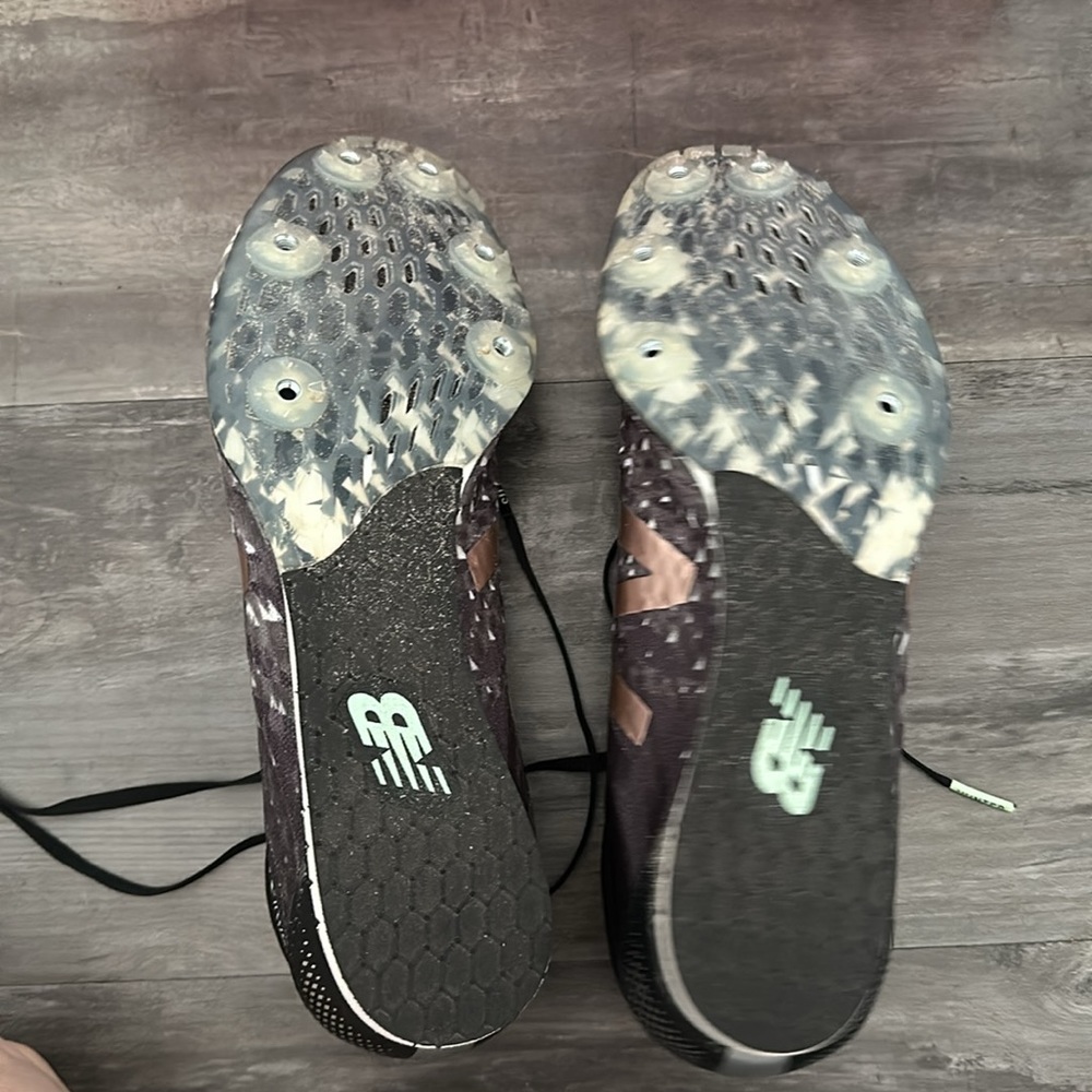 New Balance MD 500 - Picture 6 of 7